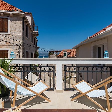 Apartamento House Riva Supetar Exterior foto